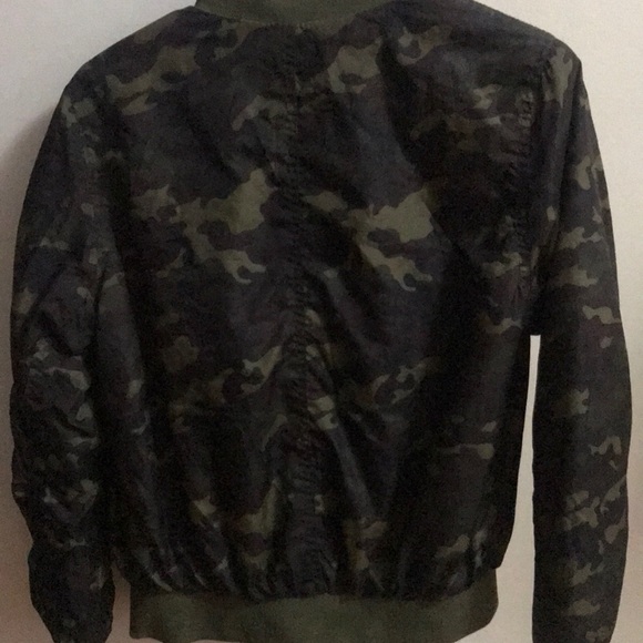 Camo pufffer jacket - Picture 2 of 3